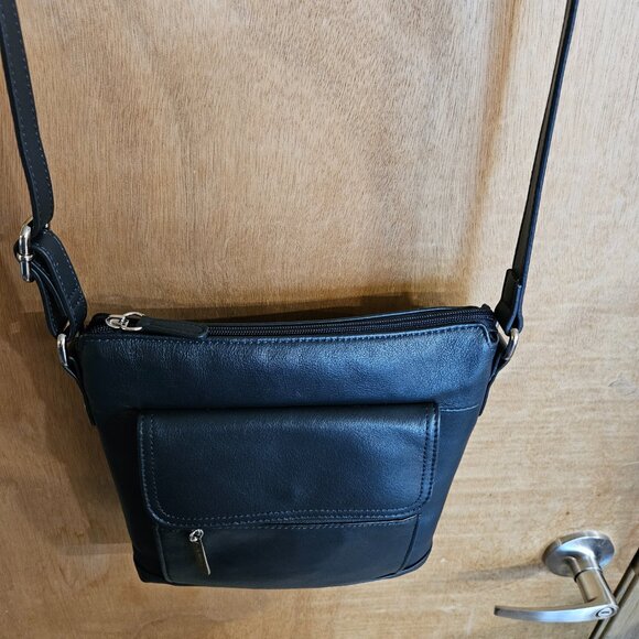 Giana Bernini Black Crossbody Organizer Purse - Picture 2 of 11